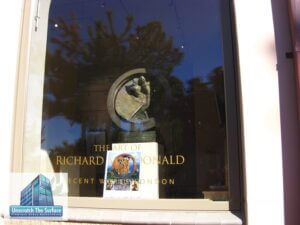 Scratched Glass Restoration